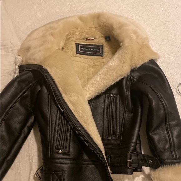 Tommy Hilfiger leather faux fur jacket size S - Picture 2 of 6